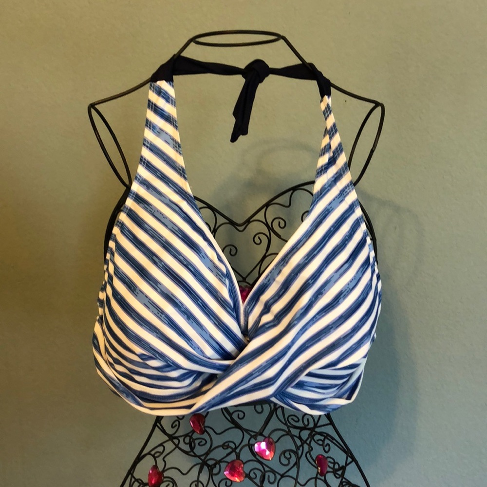 Swimsuit top